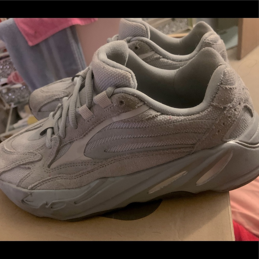 Hospital blue Yeezys